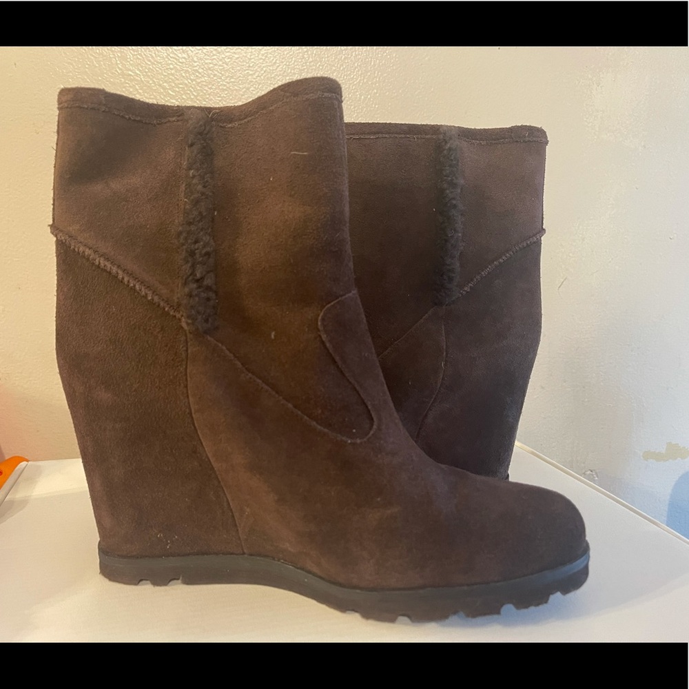 Ugg classic femme wedge booties